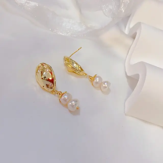 Japanese Korean Geometric Pearl Earrings Gold Plated - Image 5