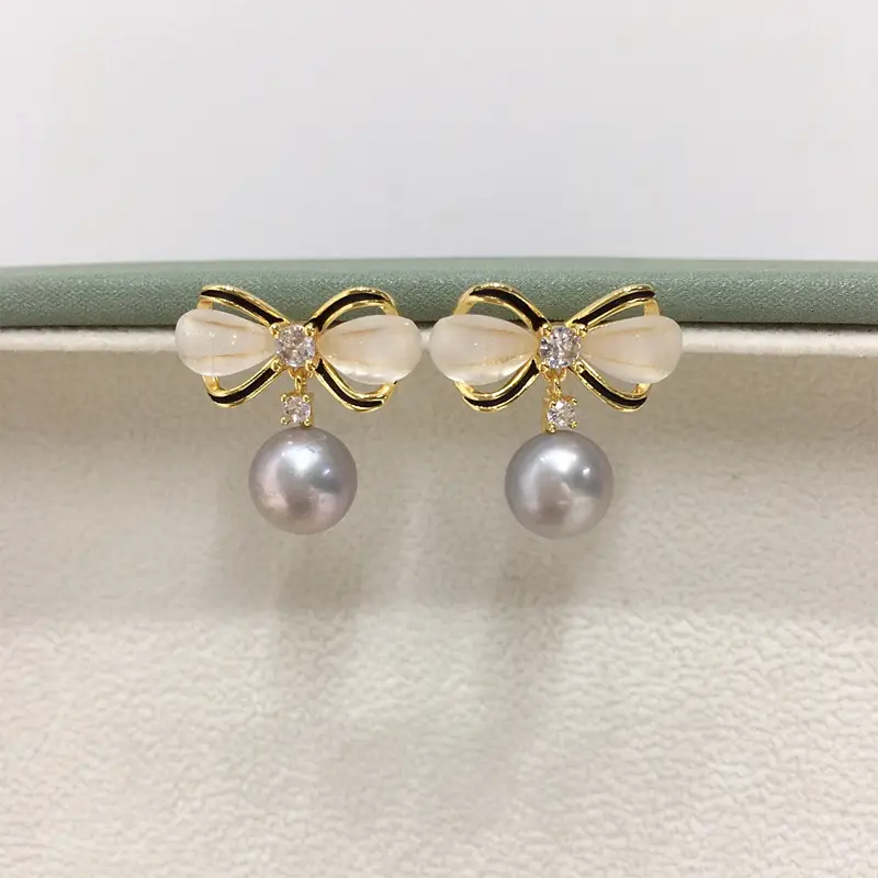 Sweet Bow Smart Pearl Earrings for Women — feature 4