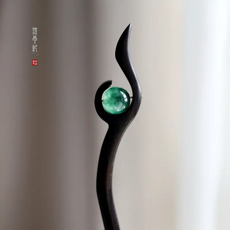 New Chinoiserie Hairpin with Green Gemstone — feature 6