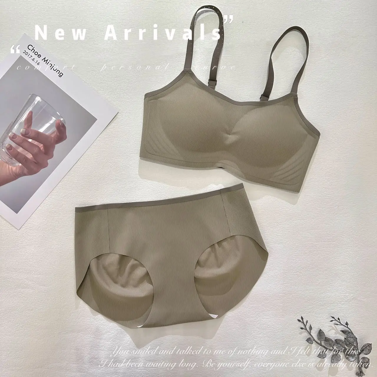 Soft Integrated Fixed Cup Seamless Underwear Set — feature 14