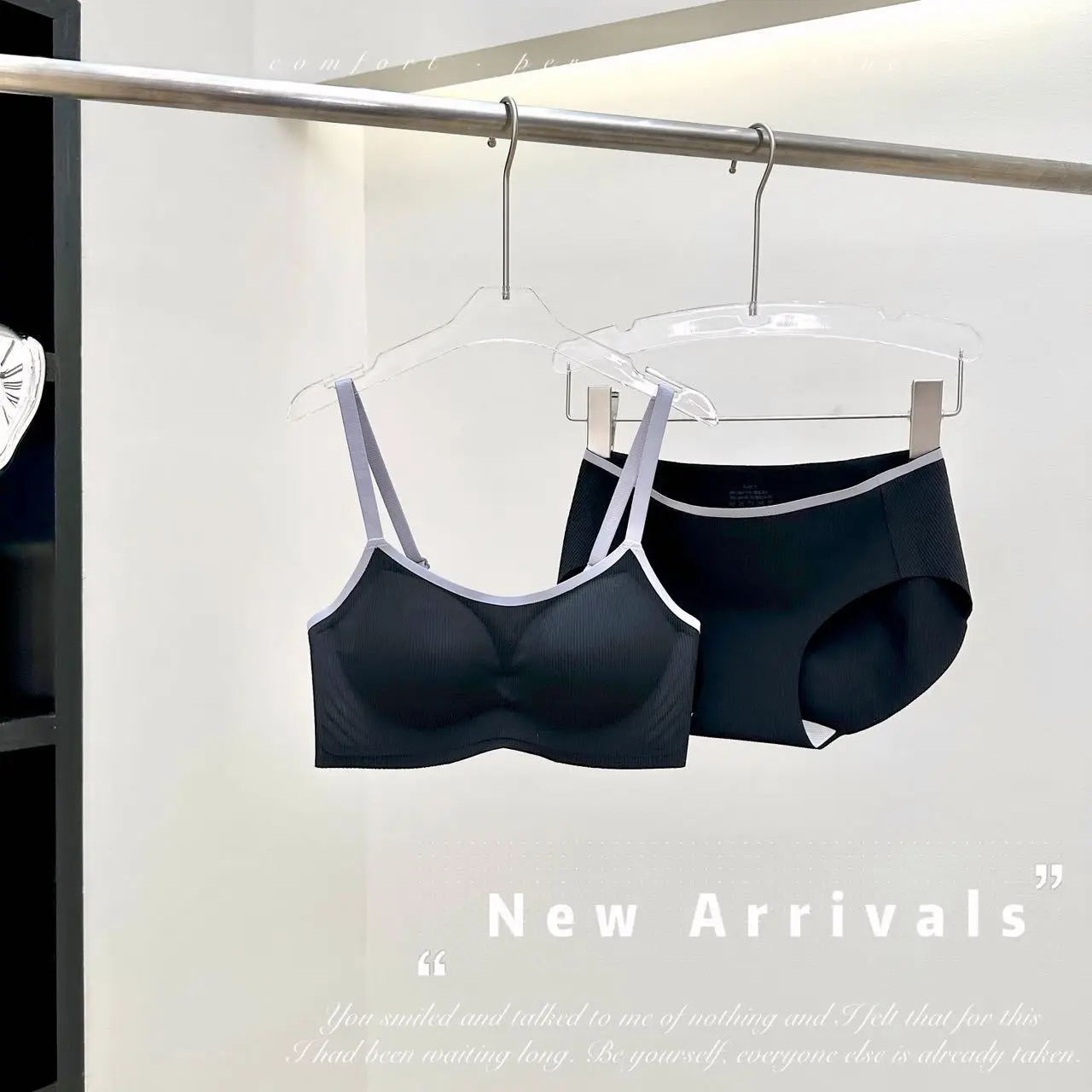 Soft Integrated Fixed Cup Seamless Underwear Set — feature 21
