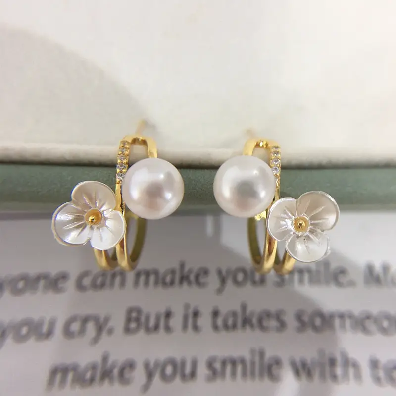 Women's Sweet Flower Pearl Earrings S925 Sterling Silver