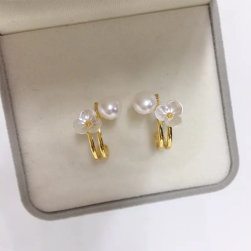Women's Sweet Flower Pearl Earrings S925 Sterling Silver - Image 3