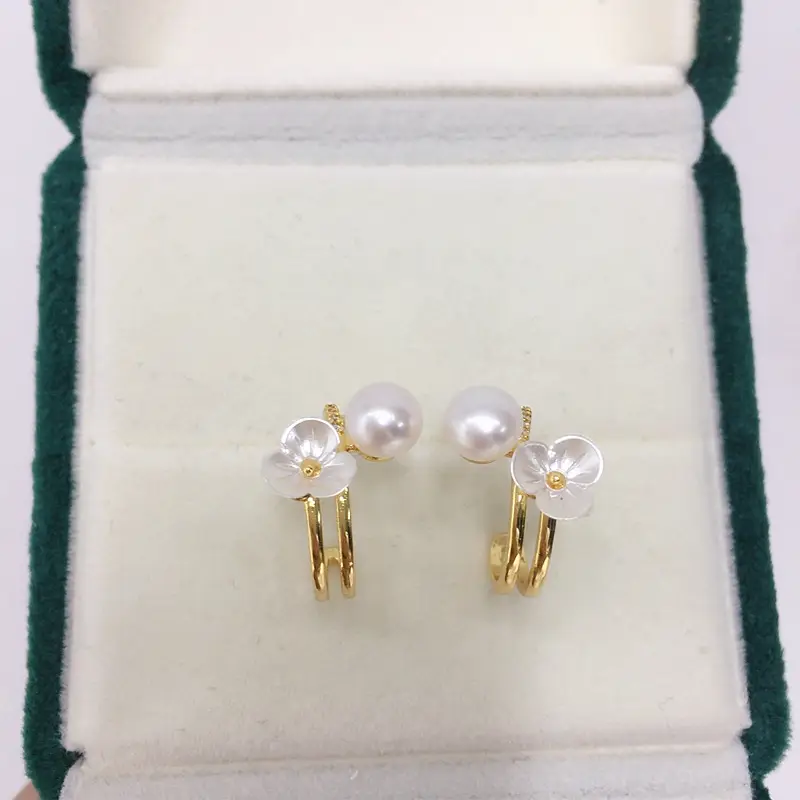 Women's Sweet Flower Pearl Earrings S925 Sterling Silver — feature 2