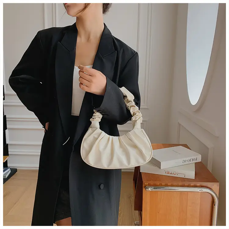 Red Ruffled Shoulder Bag for Women 2023 — feature 15