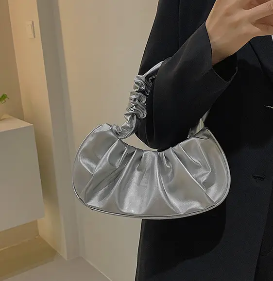 Red Ruffled Shoulder Bag for Women 2023 — feature 17
