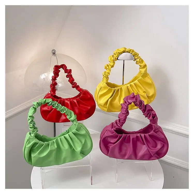 Red Ruffled Shoulder Bag for Women 2023 — feature 39