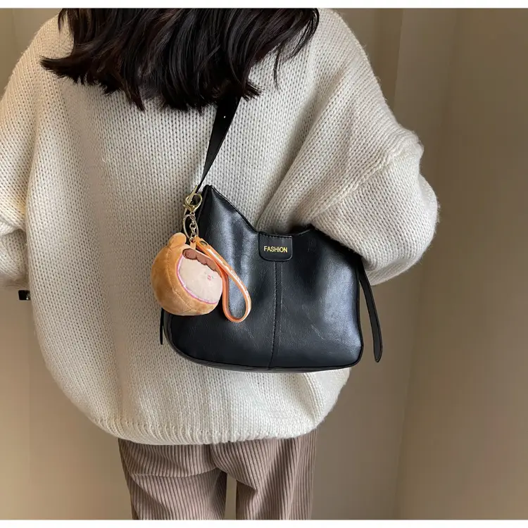 Soft Leather Shoulder Bag for Women 2023 Winter Style — feature 12