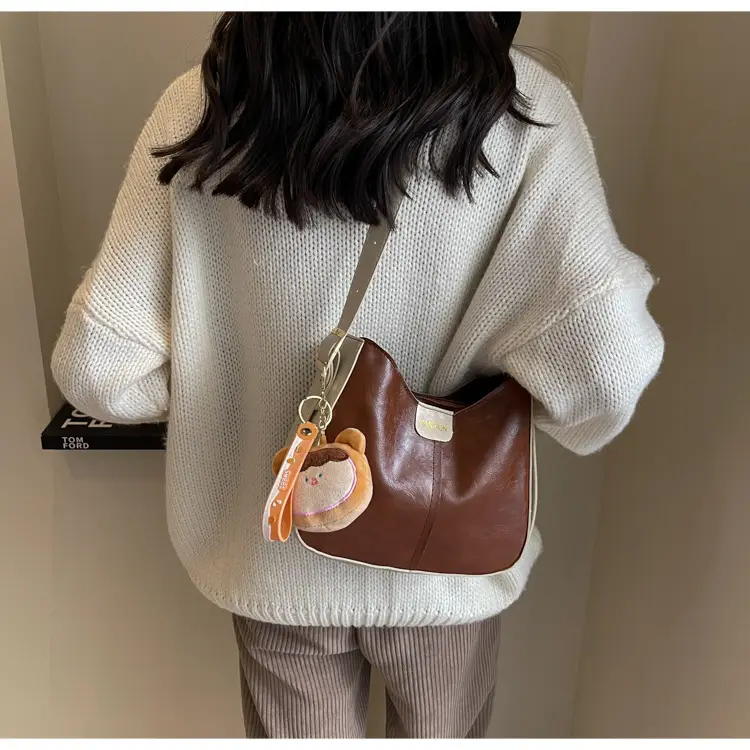 Soft Leather Shoulder Bag for Women 2023 Winter Style — feature 15