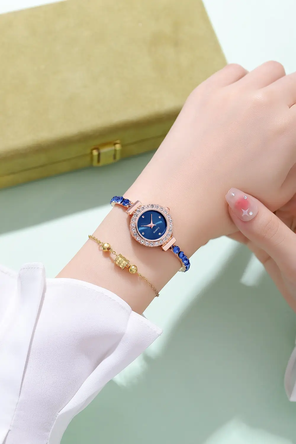 Pink Gemstone Women's Bracelet Watch Set — feature 10