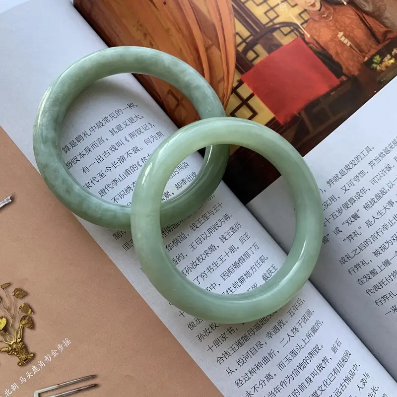 Natural Jade Bracelet Blue Water Oily Wholesale Group Buy - Image 4
