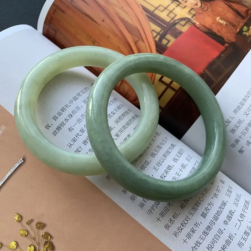 Natural Jade Bracelet Blue Water Oily Wholesale Group Buy — feature 7