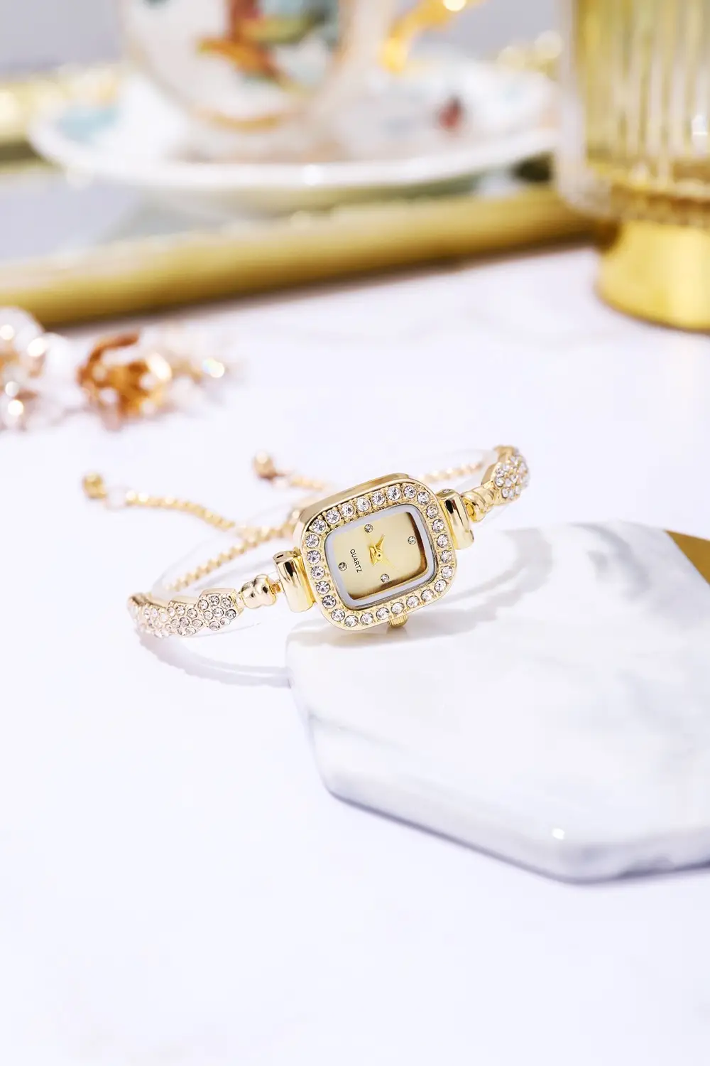 Diamond Women's Bracelet Watch with Red Square Dial — feature 2