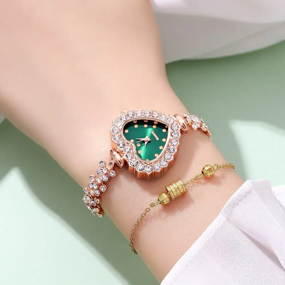 Peach Heart Quartz Bracelet Watch for Women