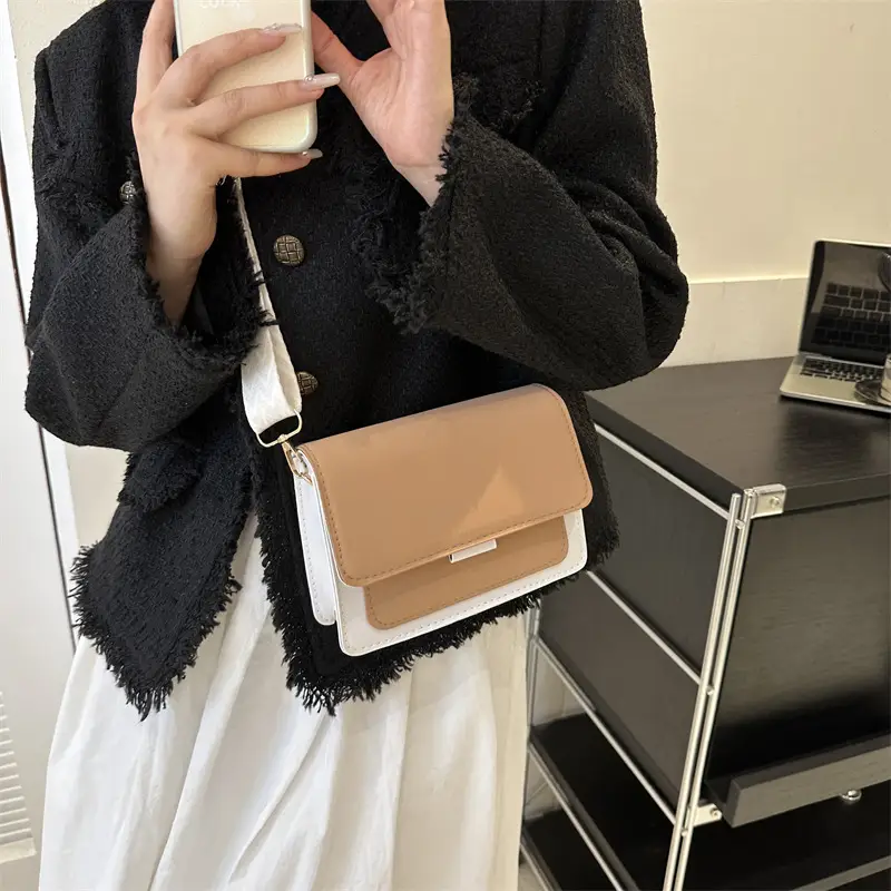 Black K-Style Women's Shoulder Bag 2023 - Image 8