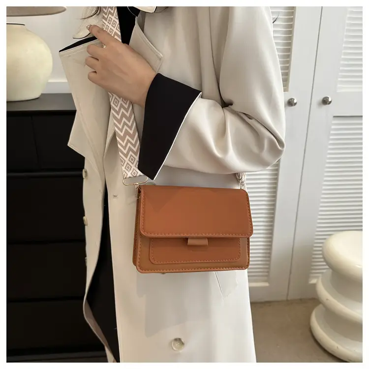 Black K-Style Women's Shoulder Bag 2023 — feature 14