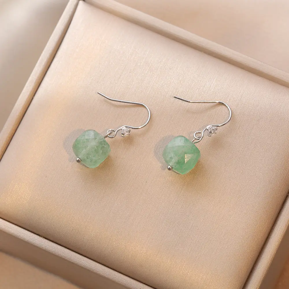 Japanese Korean Style Pearl Necklace Set with Jade Clavicle