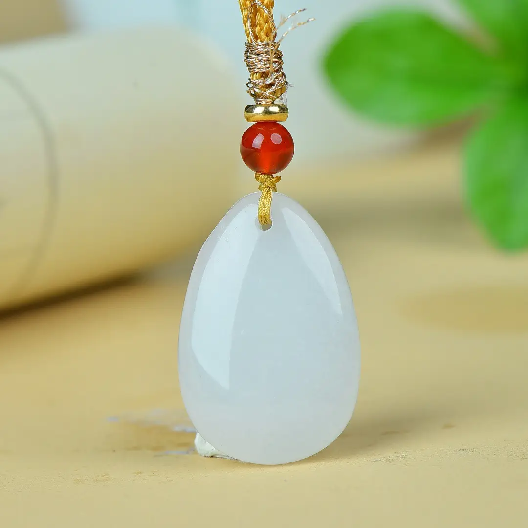 Exquisite Gold & Jade "Rich Pig" Pendant - Image 4