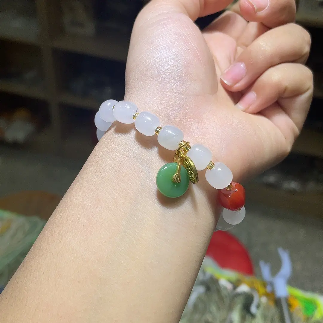 Jinseri Yufu Brand White Red Gemstone Bracelet with Pendant - Image 4