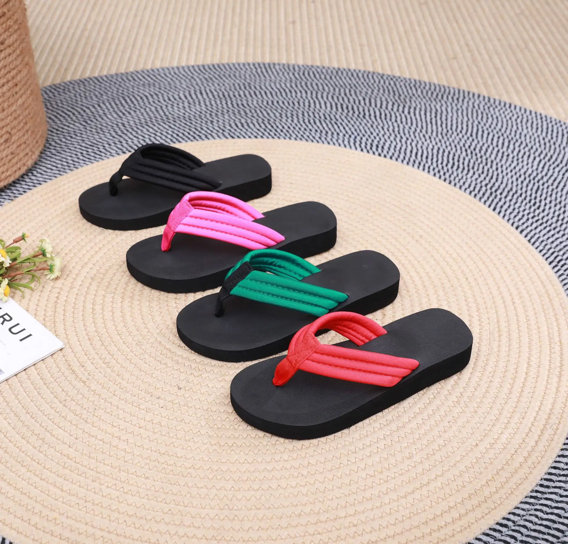 Women's Black Straw Flip Flops Summer Slippers — feature 1