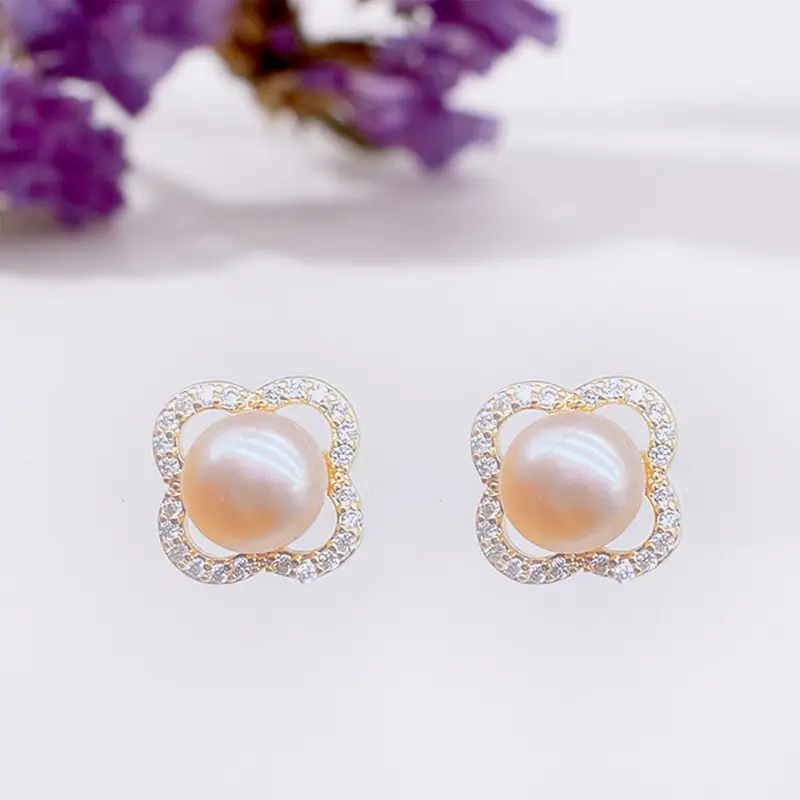 Classic Four-Leaf Clover Pearl Earrings with Full Diamonds - Image 7