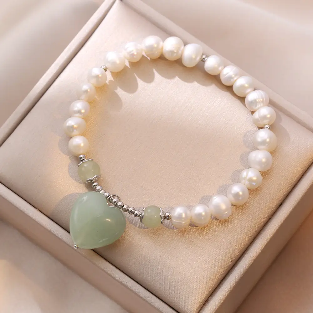 Natural Freshwater Pearl Necklace with Emerald Clavicle & Earrings - Image 3