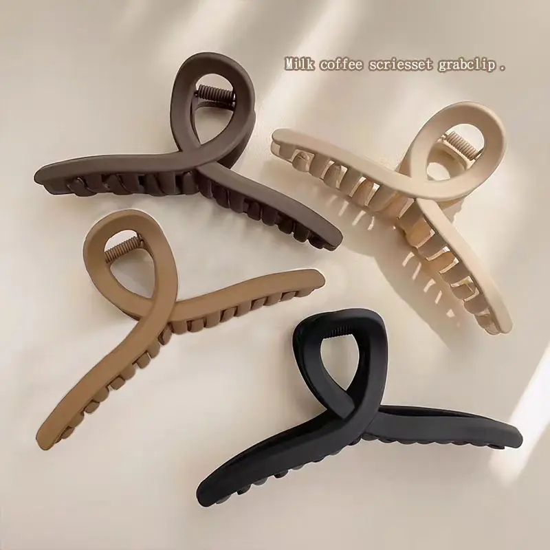 13cm Matte Claw Clip for Back of Head — feature 3