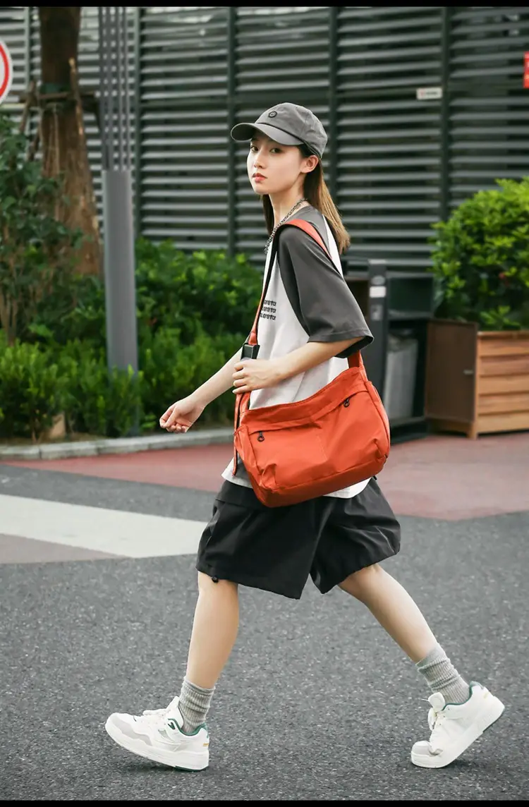 Waterproof Nylon Messenger Bag Orange Large Capacity — feature 13