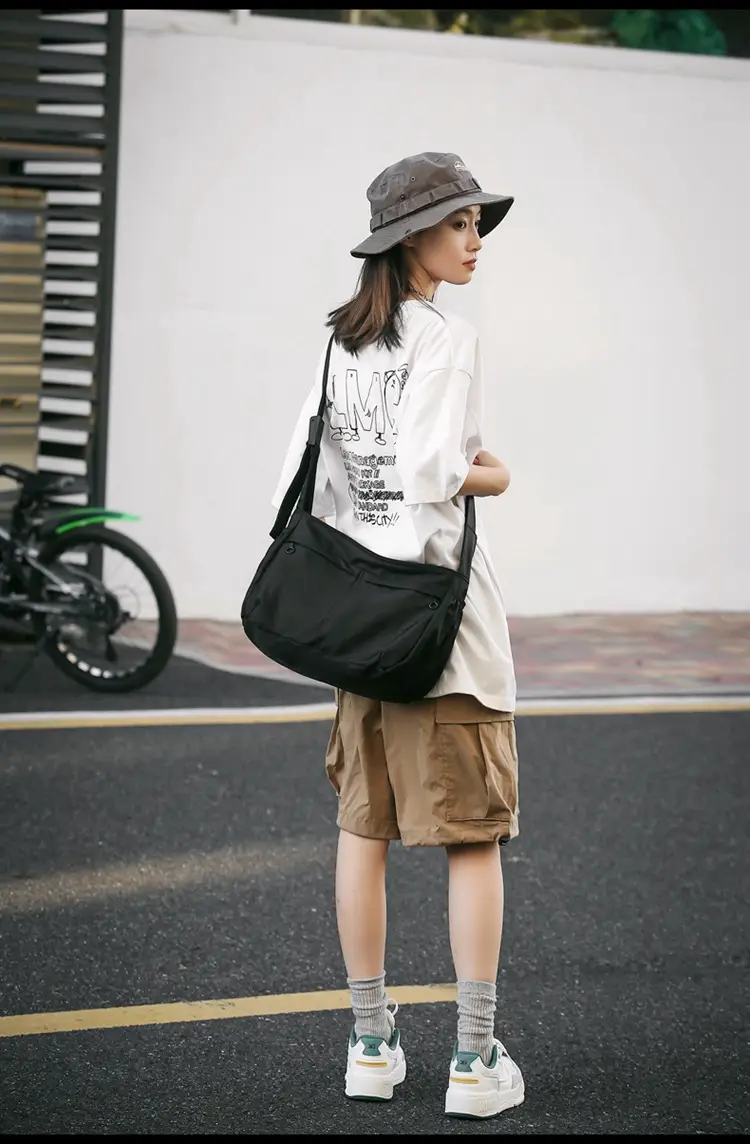 Waterproof Nylon Messenger Bag Orange Large Capacity — feature 21