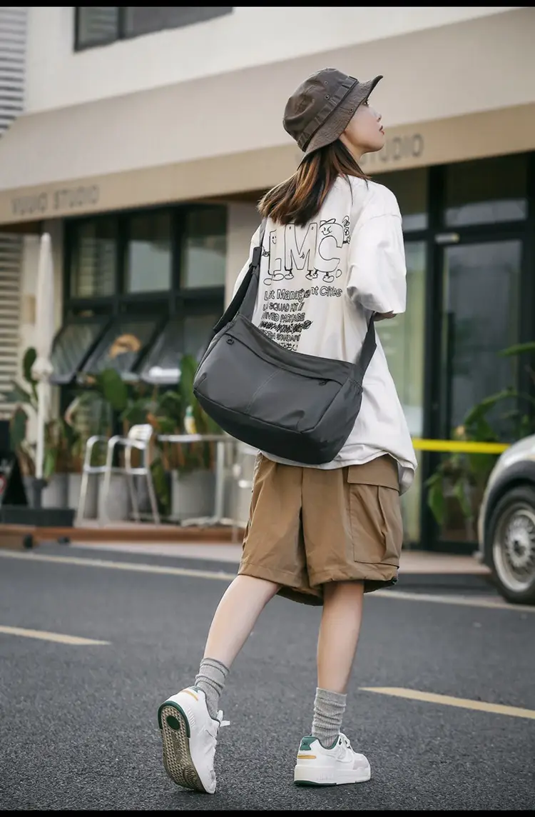 Waterproof Nylon Messenger Bag Orange Large Capacity — feature 29