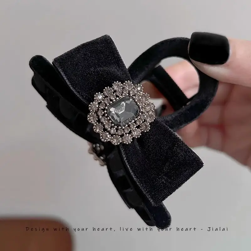 Black Sparkly Bow Hairpin for Women — feature 12