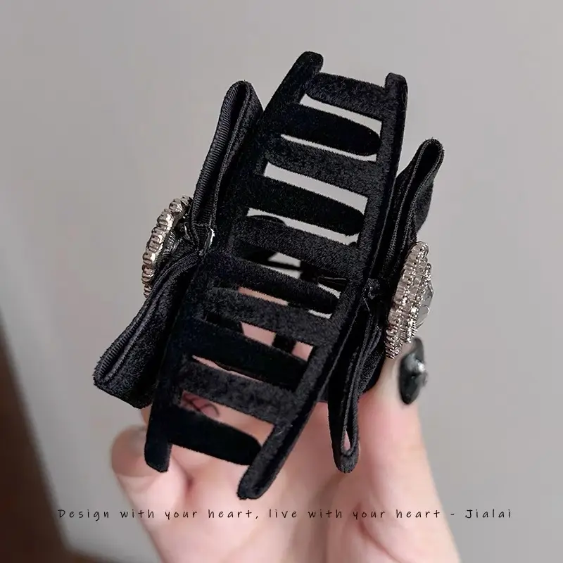 Black Sparkly Bow Hairpin for Women — feature 14