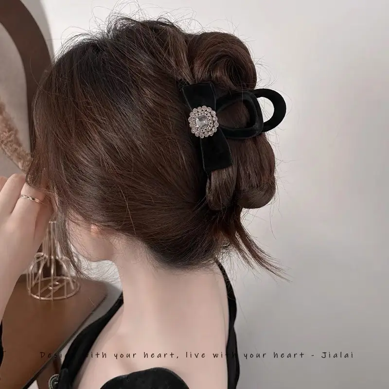 Black Sparkly Bow Hairpin for Women — feature 5