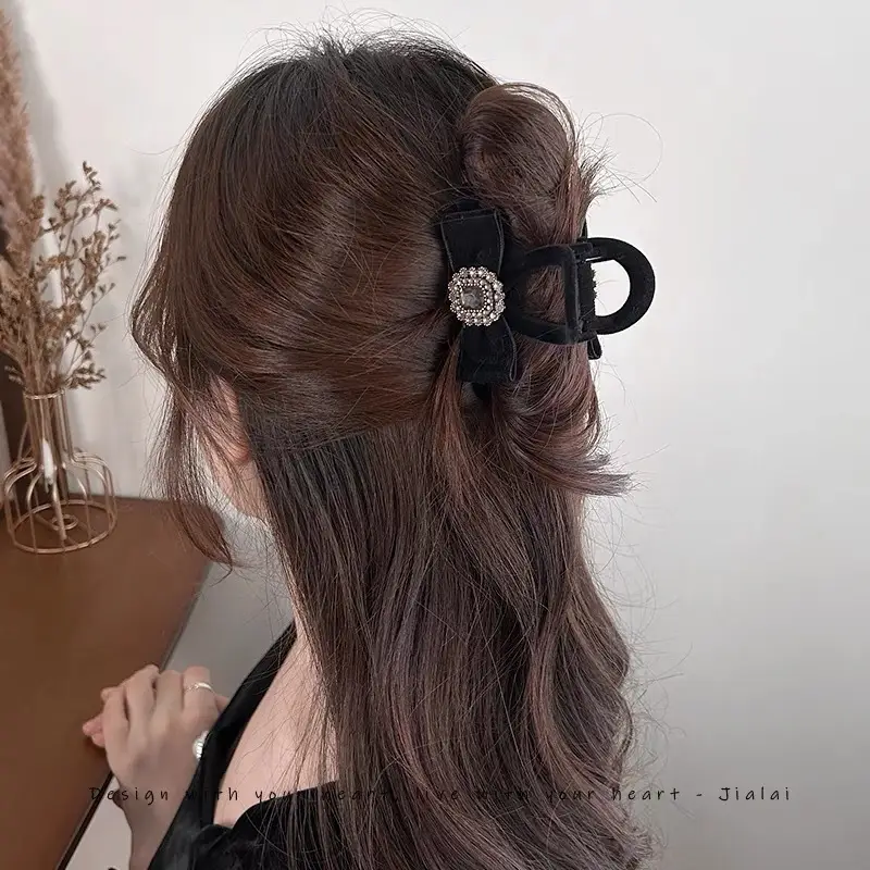 Black Sparkly Bow Hairpin for Women — feature 8