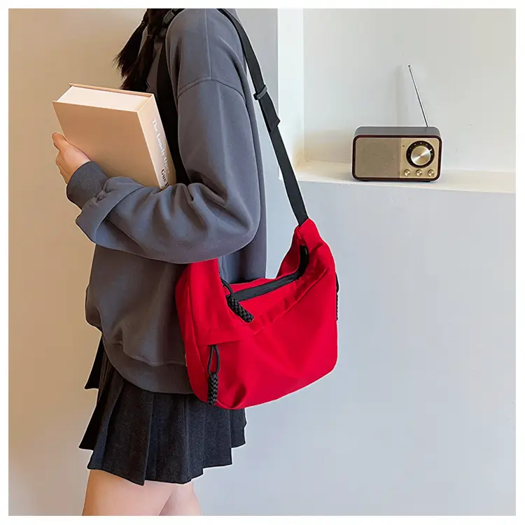 Women's 2023 Shoulder Bag Red Black White Korean Style — feature 11