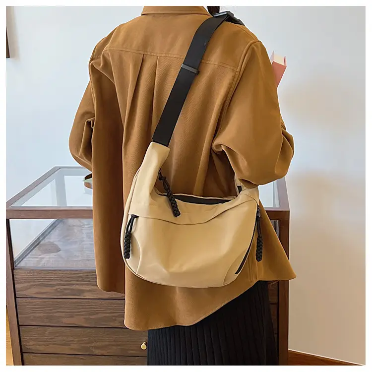 Women's 2023 Shoulder Bag Red Black White Korean Style — feature 9