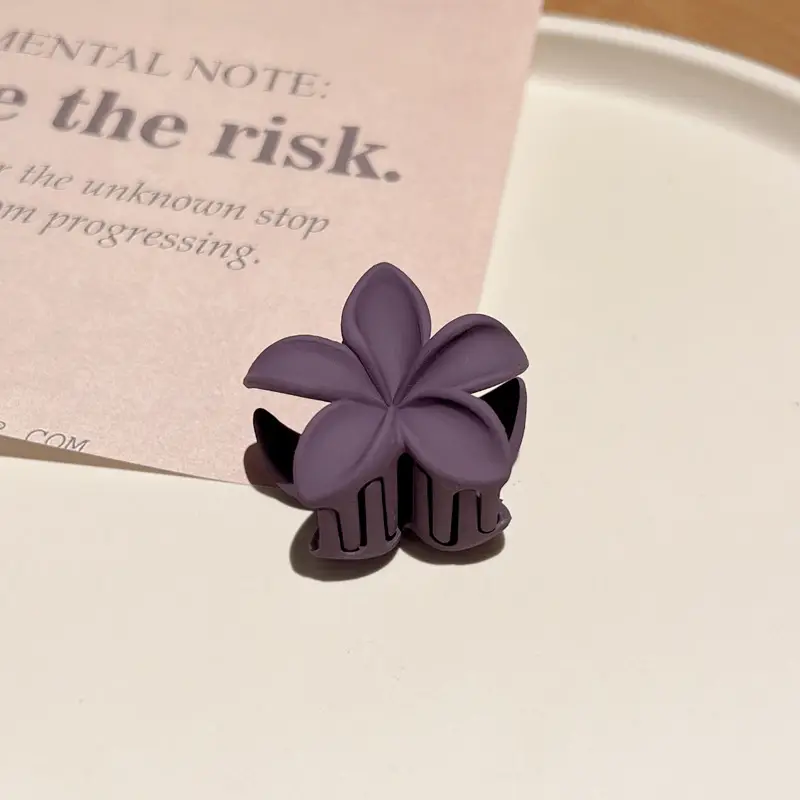 White Frosted Flower Hair Clip for Women - Image 9