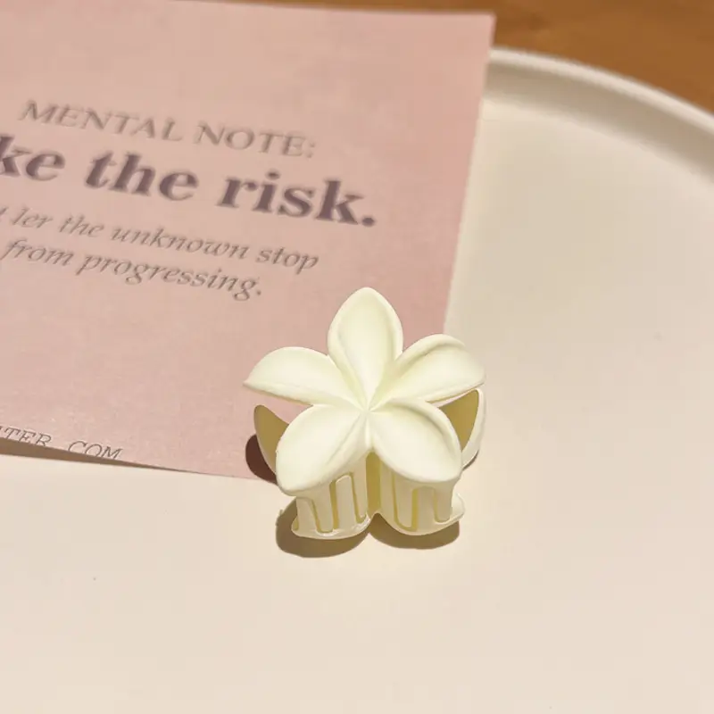 White Frosted Flower Hair Clip for Women - Image 6