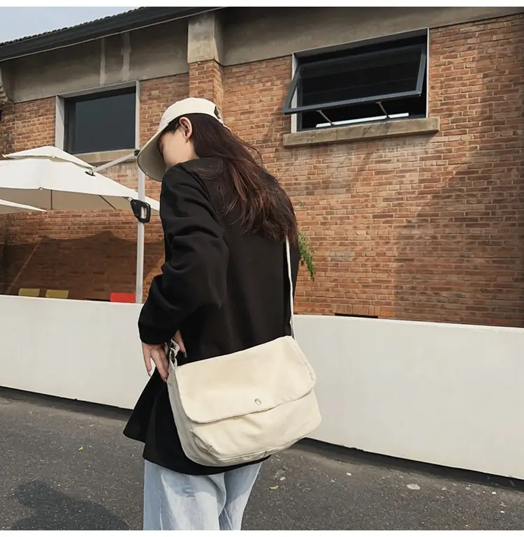 Japanese Style Green Messenger Bag for Women — feature 25