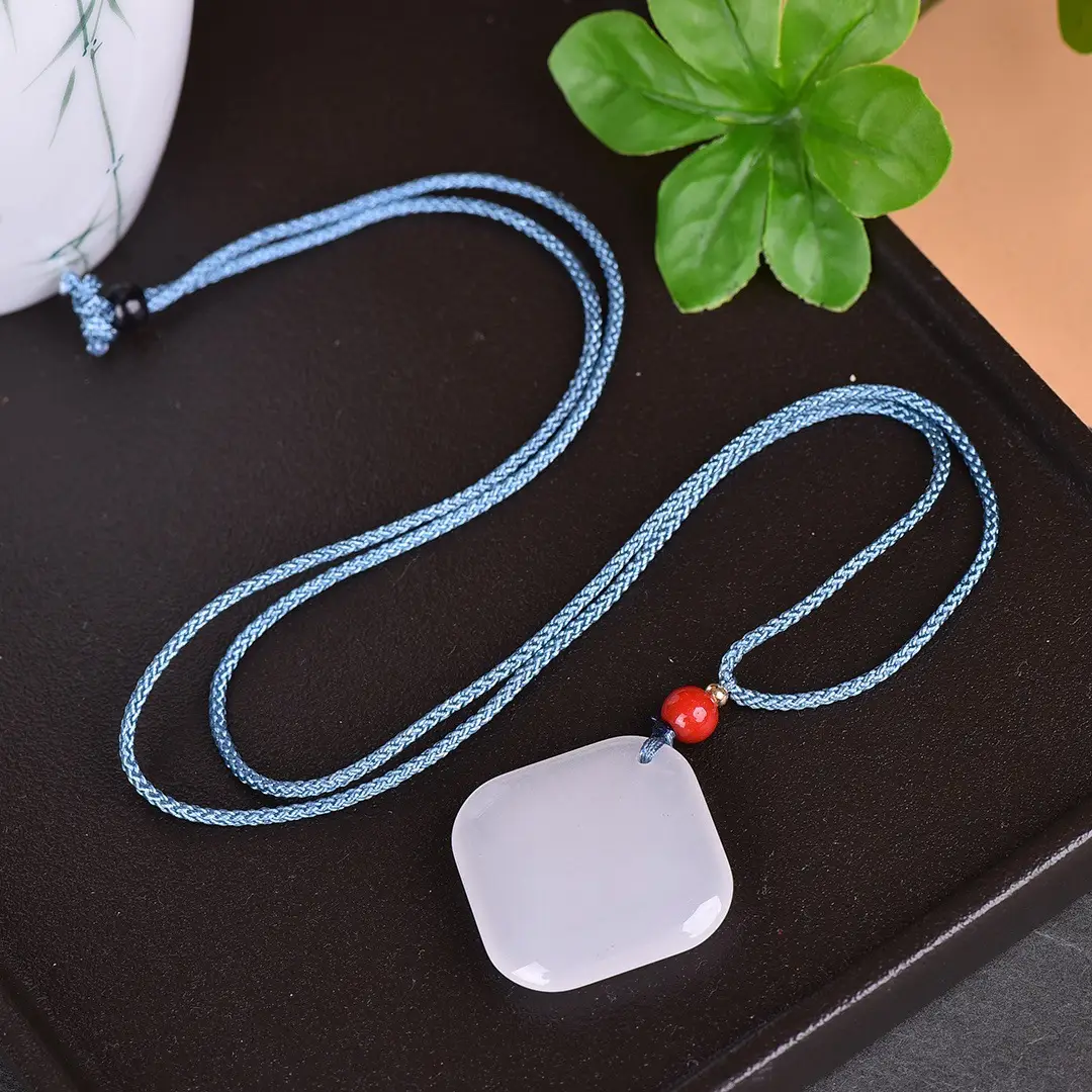 Exquisite Gold & Jade Square Pendant Necklace — feature 7