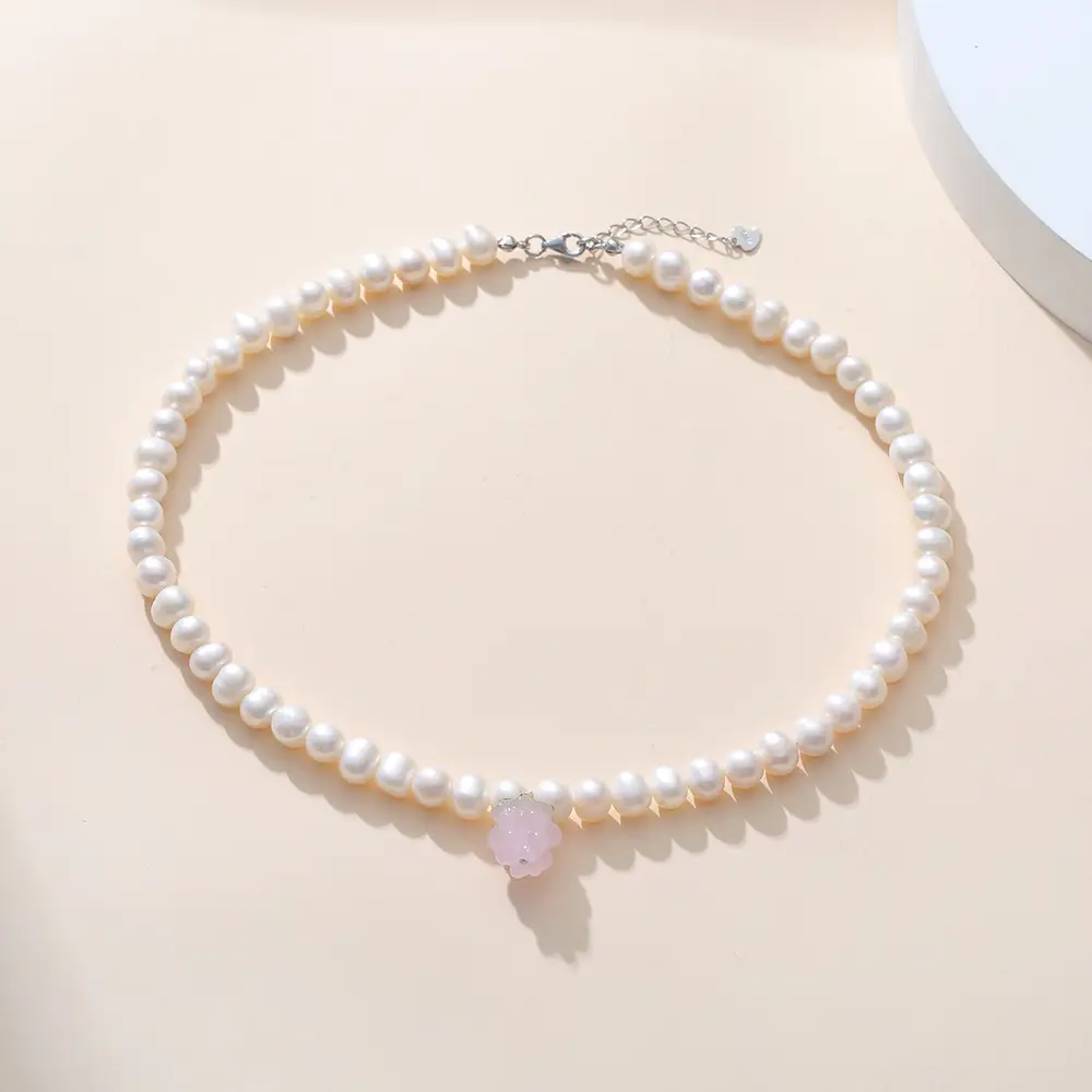 Natural Freshwater Pearl Necklace with Pink Crystal & Silver Clavicle