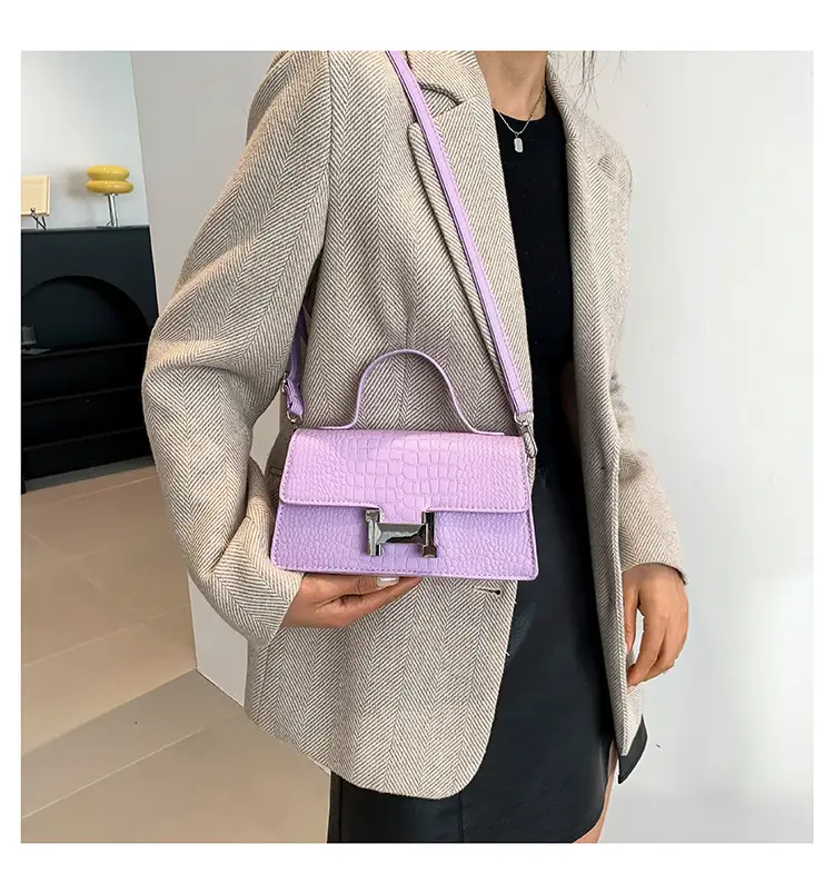 Women Crocodile Bag Beige Square Shoulder Crossbody 2023 — feature 30