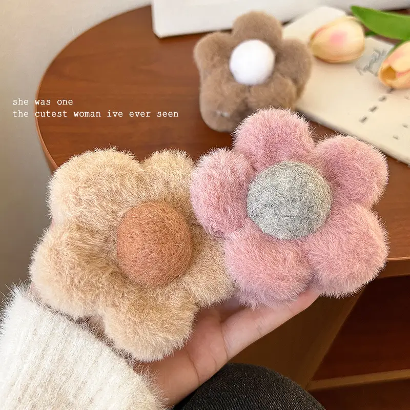 Sweet Pink Flower Hairpin for Women Winter Grip Clip - Image 5