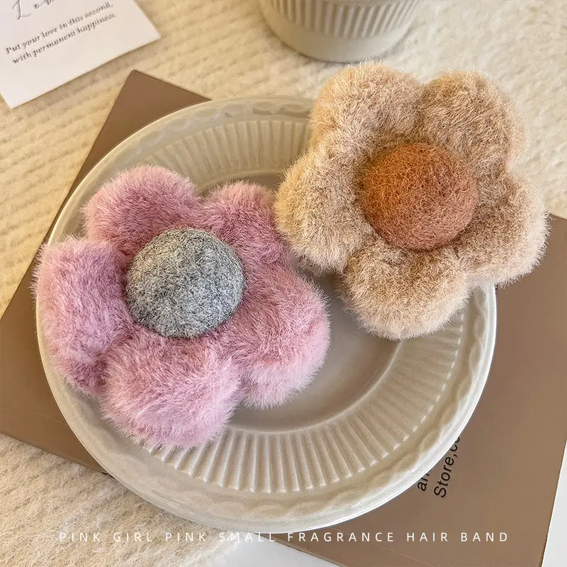 Sweet Pink Flower Hairpin for Women Winter Grip Clip - Image 6