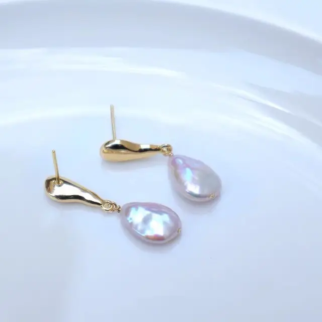 Baroque Pearl Earrings Gold Plated Light Sparkling - Image 4