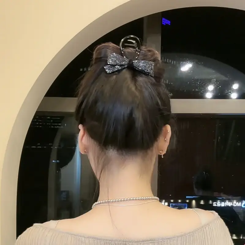 Black Crystal Bow Hair Clip with Diamond Bow — feature 7