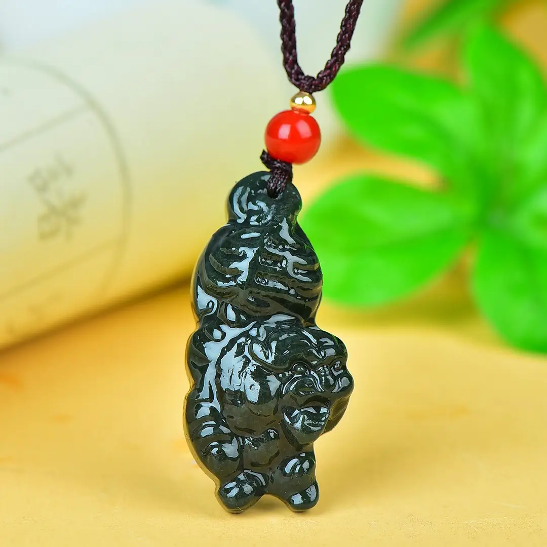 Hetian Jade Tiger Pendant Red Stone - Image 3