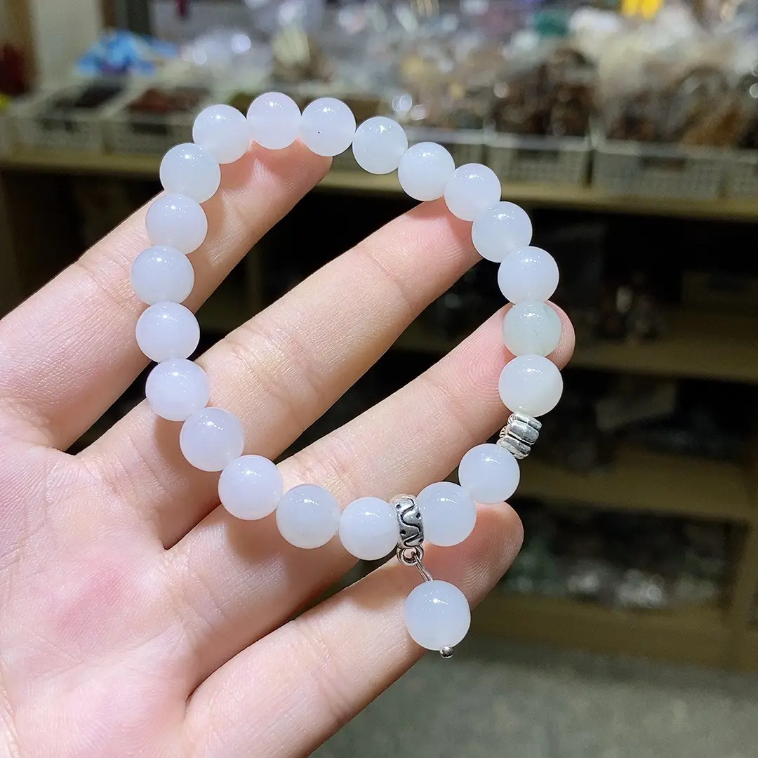 Tianshan Emerald Flower Bracelet for Women - Image 2