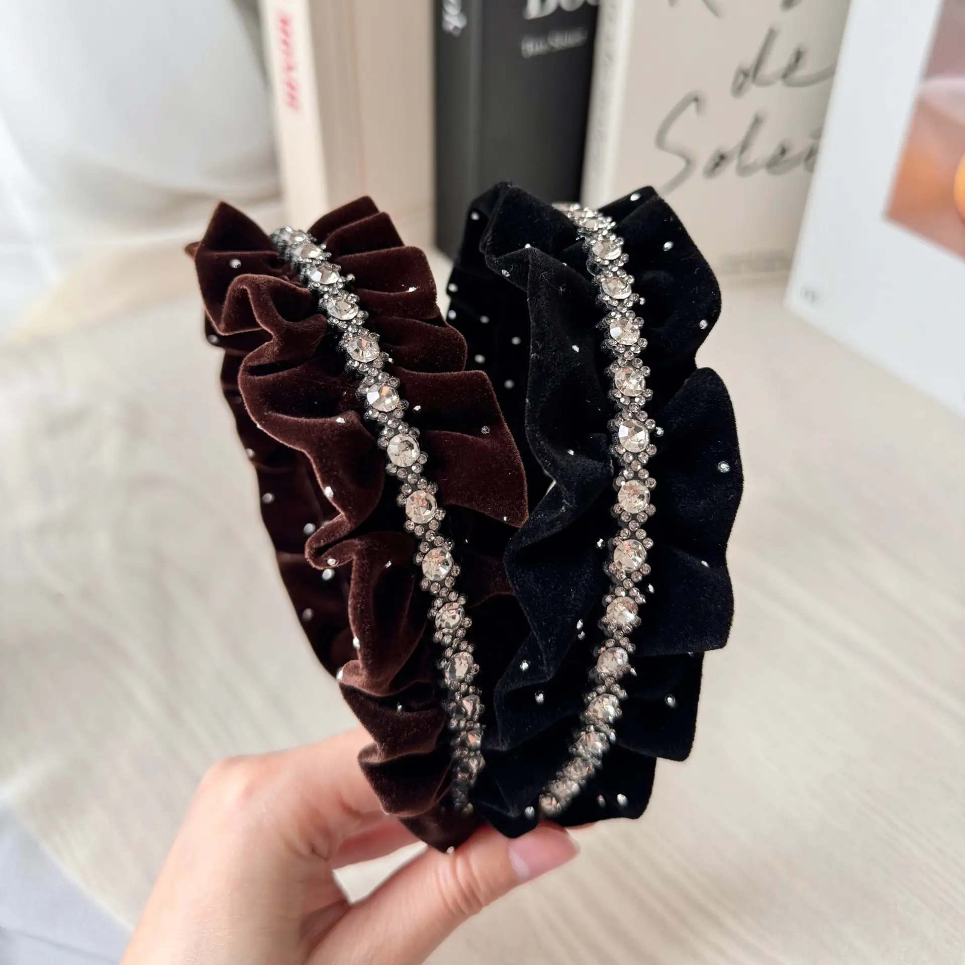 Autumn & Winter Velvet Headband with Diamonds Black - Image 4