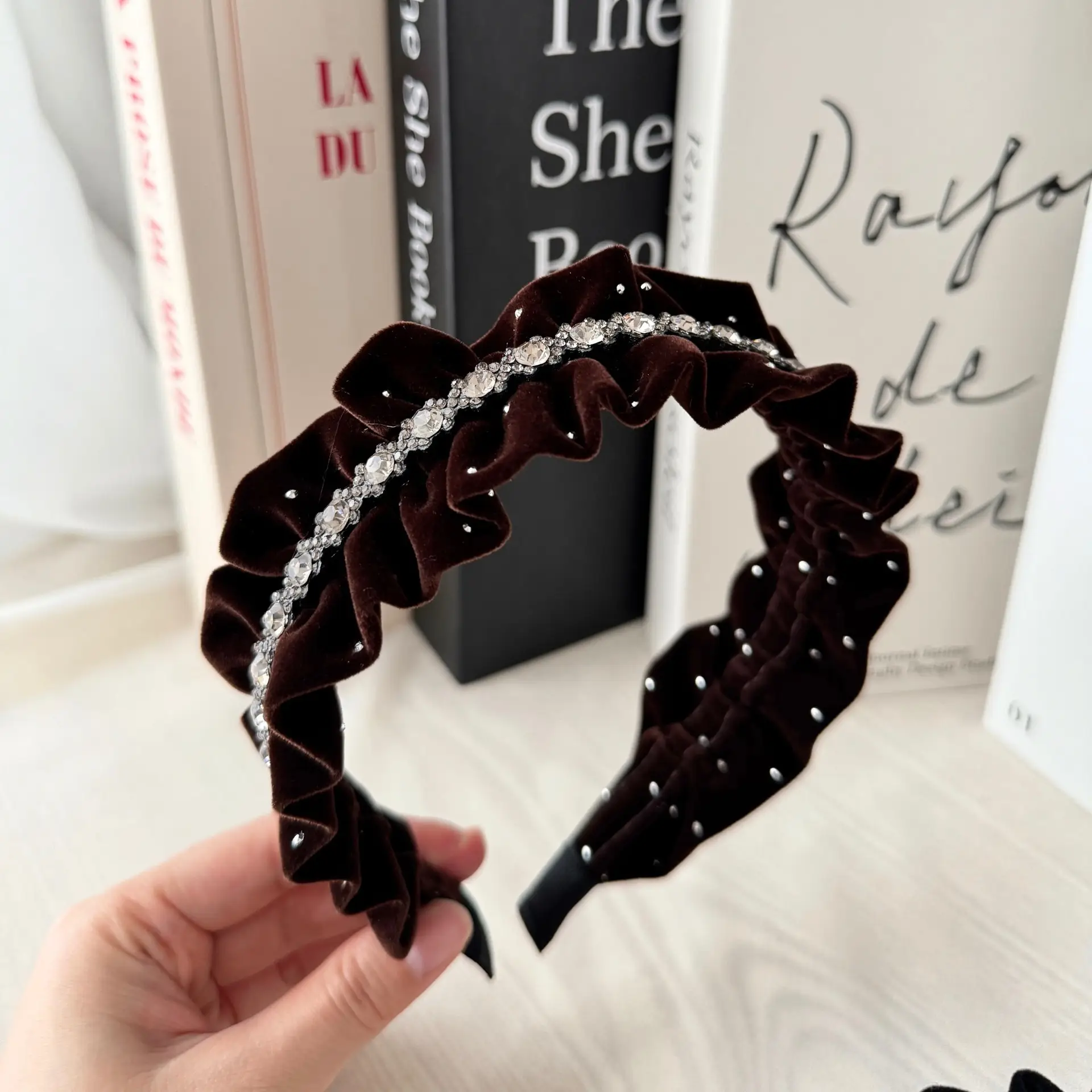 Autumn & Winter Velvet Headband with Diamonds Black — feature 8